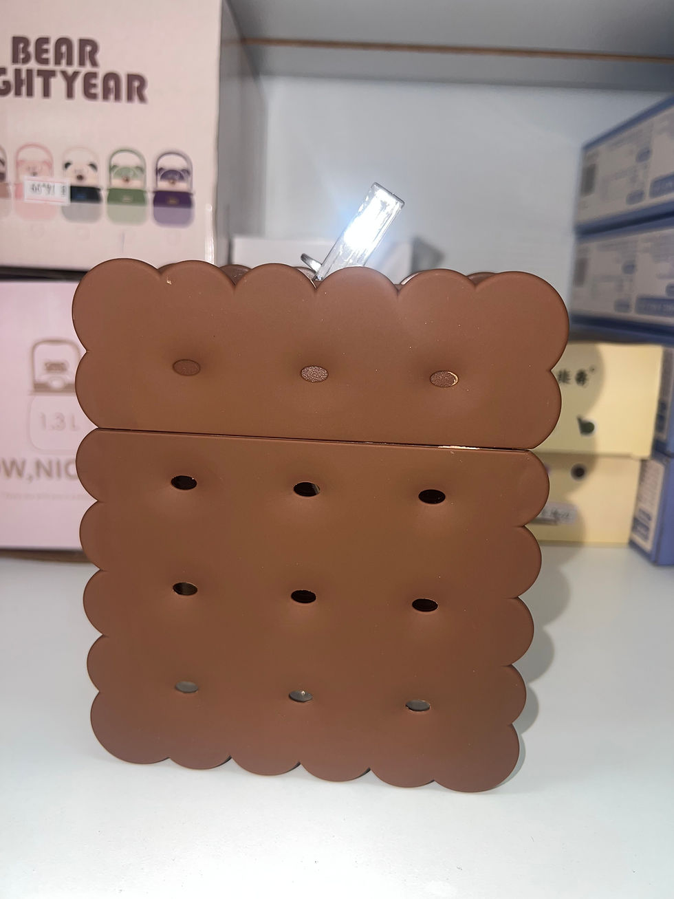 Thumbnail: Biscuit Bottle