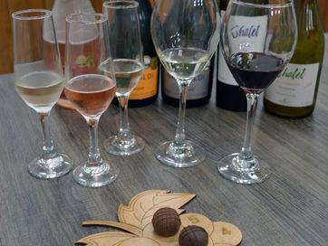 Vinhos, espumantes e chocolates combinam sabores no Garibaldi Experience, nova atração da Cooperativ