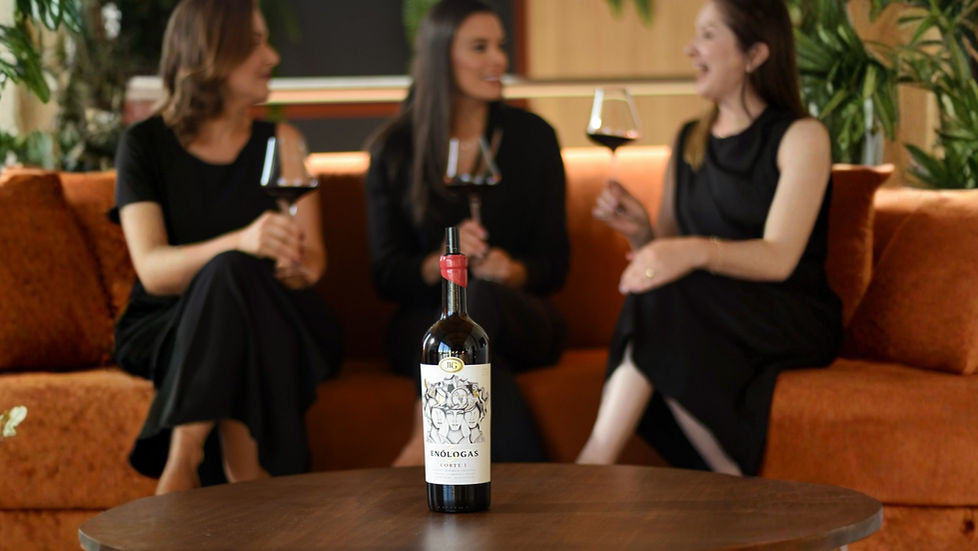 Vinho elaborado por três enólogas brasileiras recebe prêmio na Itália