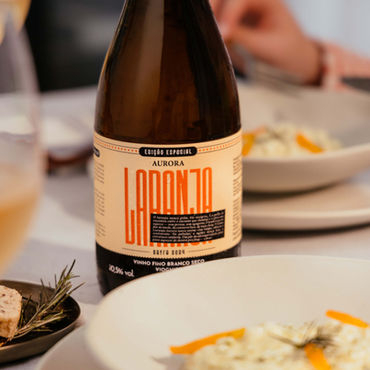 Vinícola Aurora lança Vinho Laranja, você sabe o que é?