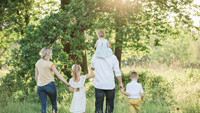 Helping Your Kids with Gifts for Mother's and Father's Day