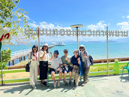 Explore the island in a fun and authentic way with a Skylab island tour. This 3-hour guided trip takes you around Koh Phayam to discover beautiful beaches, local culture, and hidden landmarks.
Perfect for travelers who want to see the main highlights of Koh Phayam in a short time.