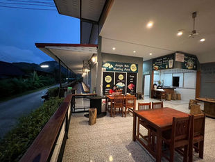 Khao Sok Jungle Hostel