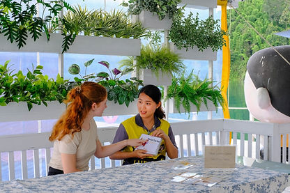 LINE_ALBUM_THAI Listening Class_๒๓๑๒๐๕_1.jpg