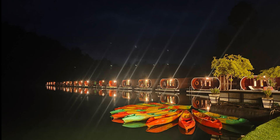 Phutawan Raft House invites travelers to experience the natural beauty of Cheow Lan Lake through authentic floating accommodation
