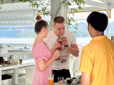 LINE_ALBUM_THAI Drink Demonstration_๒๓๑๒๐๖_4.jpg