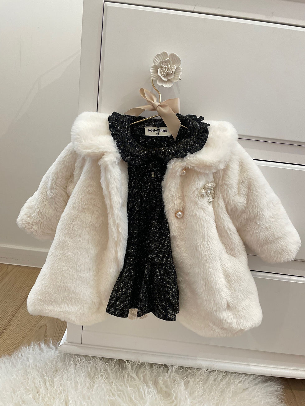 Thumbnail: Tocoto Baby Lurex gold Dress