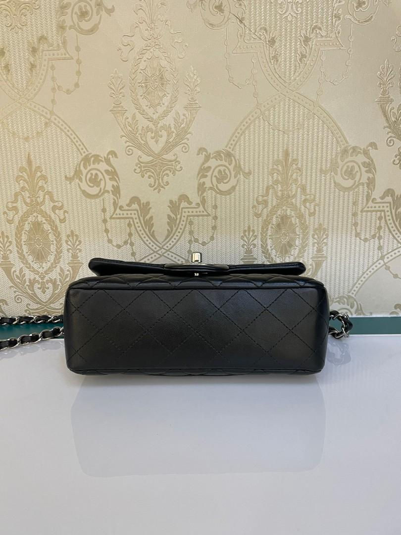 Thumbnail: #29 Chanel Mini Rectangle Black Lamb SHW