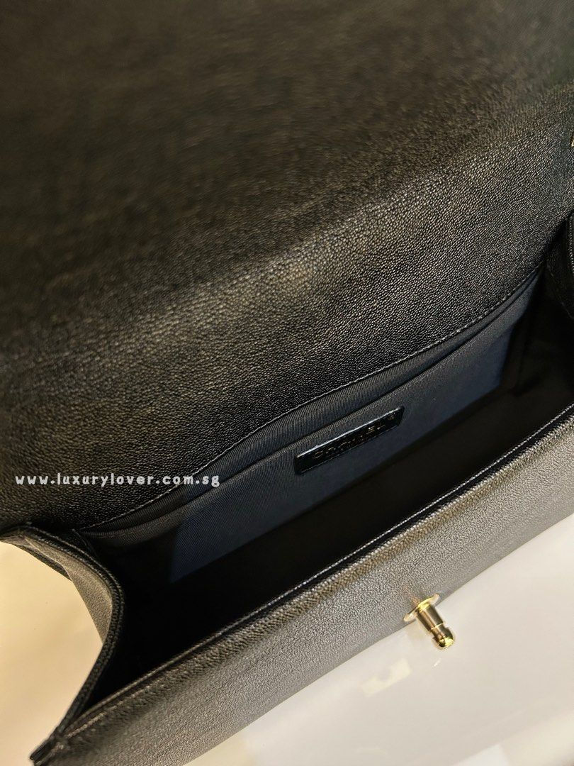 Thumbnail: #28 BNIB Chanel Boy Old Medium Chevron Black Iridescent Caviar GHW