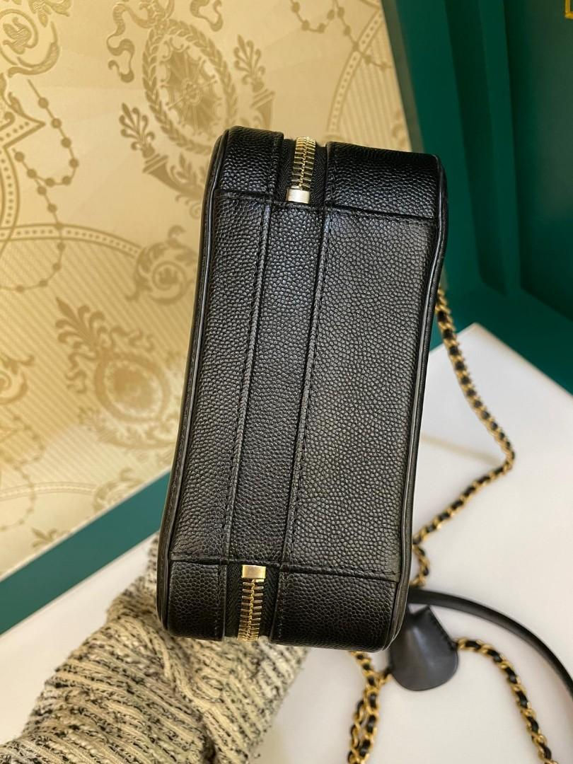 Thumbnail: #25 Like New Chanel Vanity Case Small Black Caviar GHW