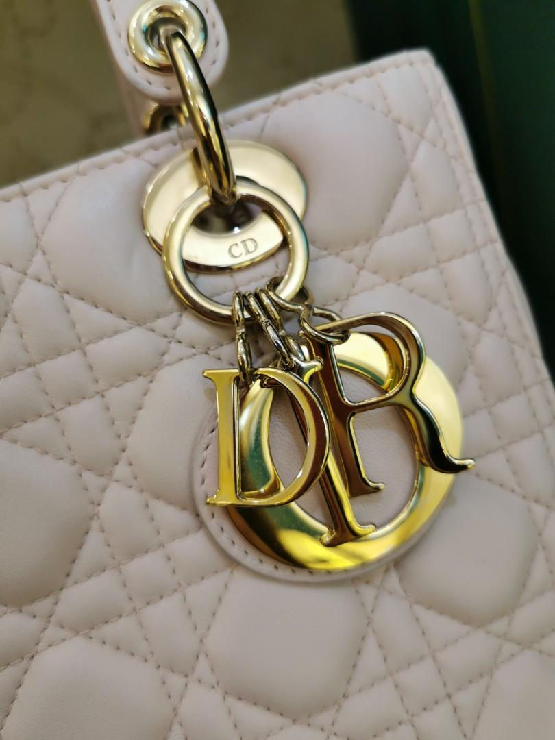 Thumbnail: Lady Dior Medium Powder Pink Lamb GHW