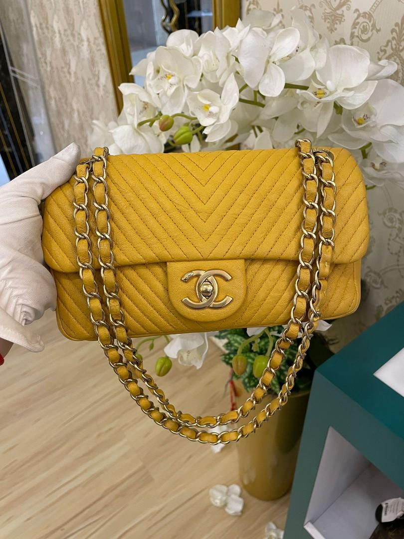 Thumbnail: #21 Chanel Single Flap Chevron Small Crumpled Lamb Yellow GHW