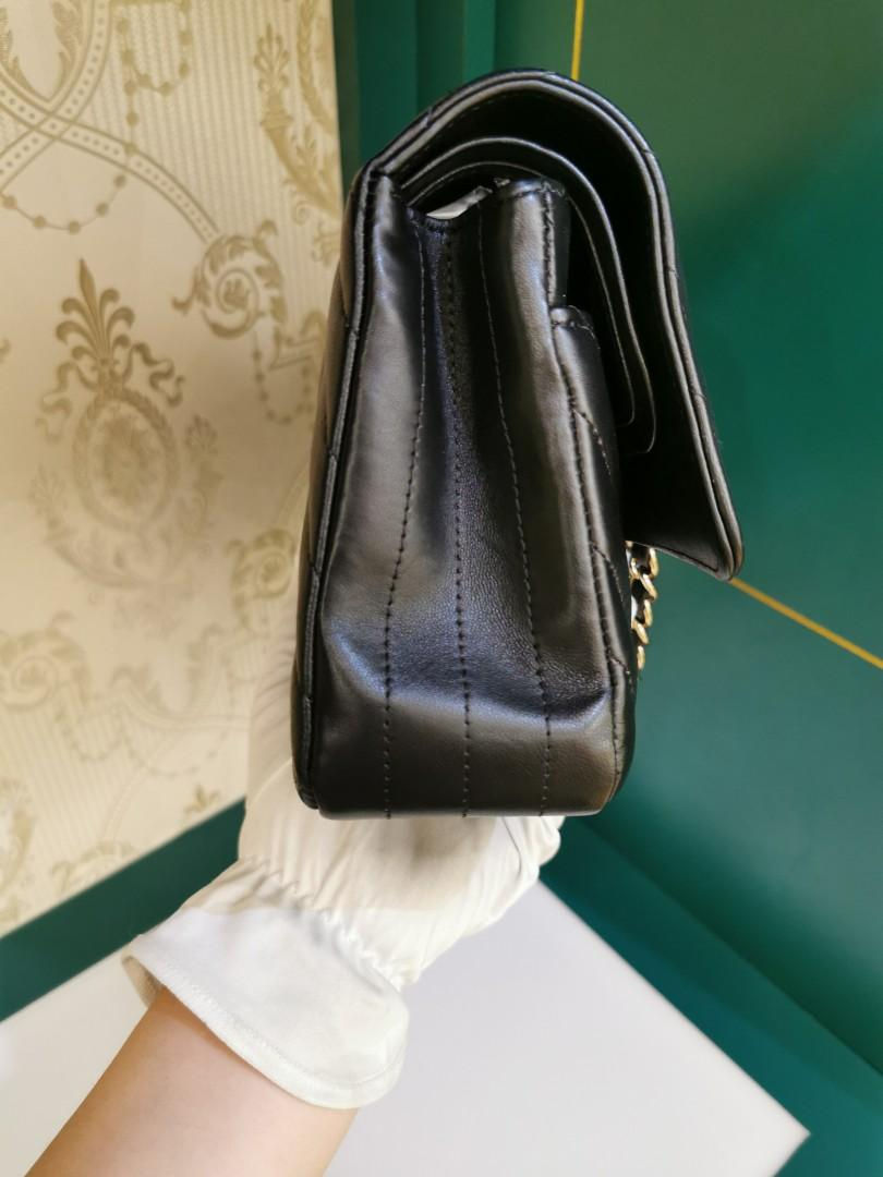 Thumbnail: #30 Chanel Classic Double Flap Medium Chevron Lamb Black GHW