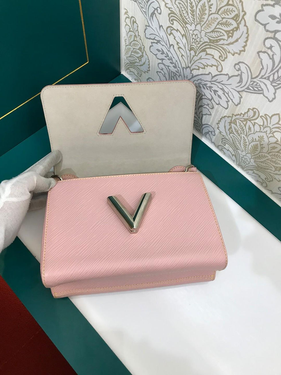 Thumbnail: Like New LV Twist Epi Leather MM Soft Pink with SHW
