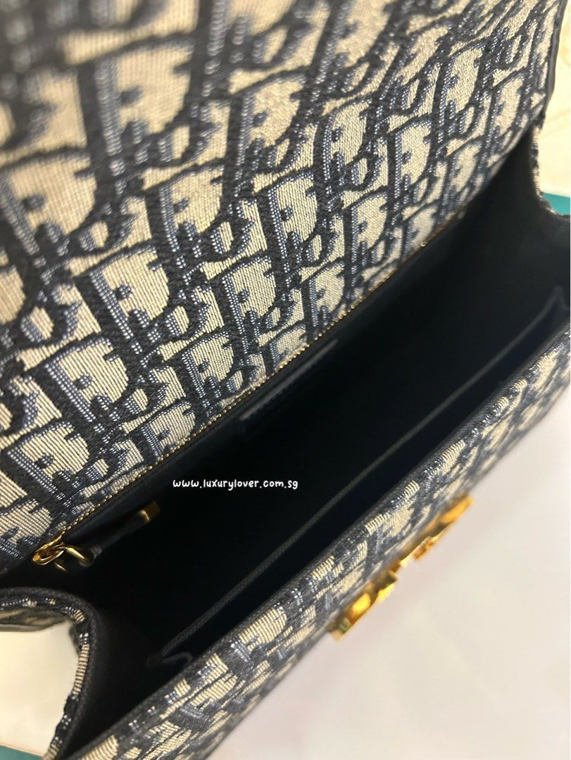 Thumbnail: Dior Montaigne 30 Chain Bag Blue Oblique Jacquard GHW
