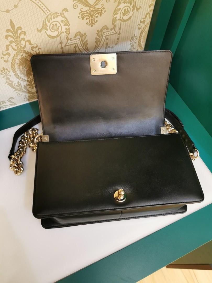 Thumbnail: #27 LNIB Chanel Boy Old Medium Chevron Black Calf Light GHW