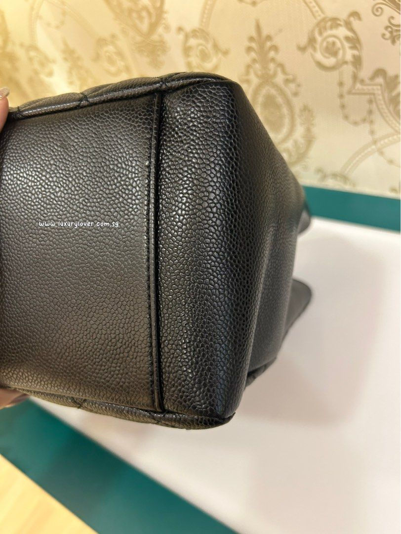 Thumbnail: #19 Chanel GST Black Caviar GHW