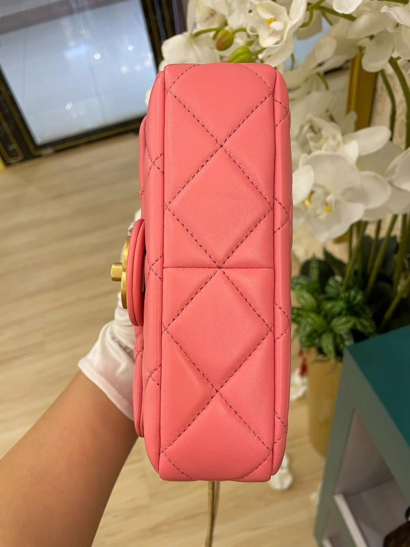 Thumbnail: BNIB Chanel Pending CC Mini Flap Pink Lamb GHW