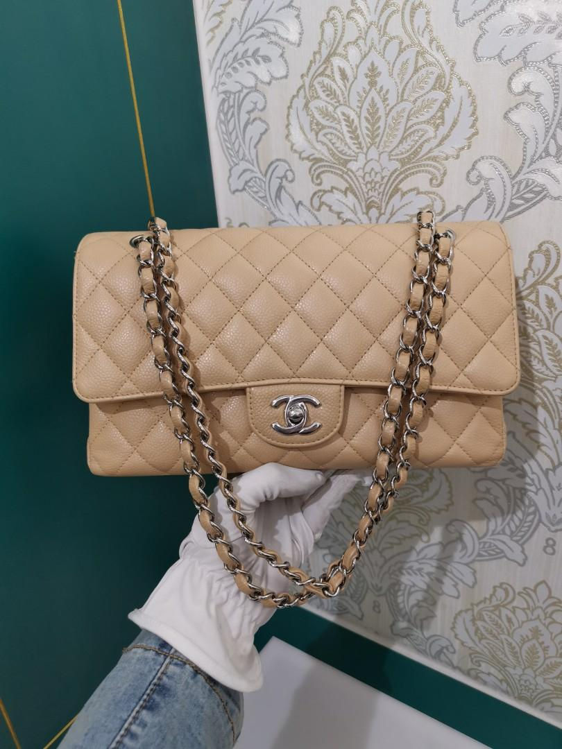 Thumbnail: #19 Excellent Chanel Medium Classic Double Flap Beige Caviar with SHW