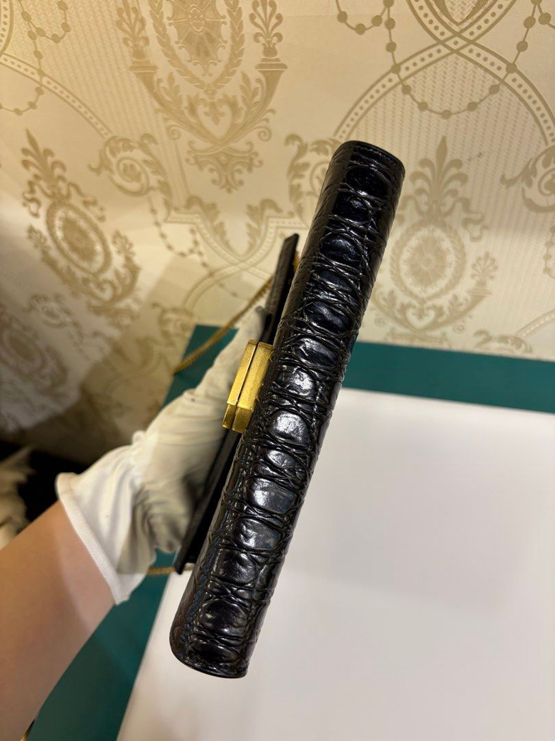 Thumbnail: YSL Cassandra Chain Bag Black Embossed Crocodile GHW(Cash S$1,350)