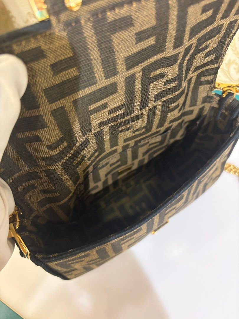 Thumbnail: Fendi Baguette Mini Brown FF Jacquard Fabric Gold