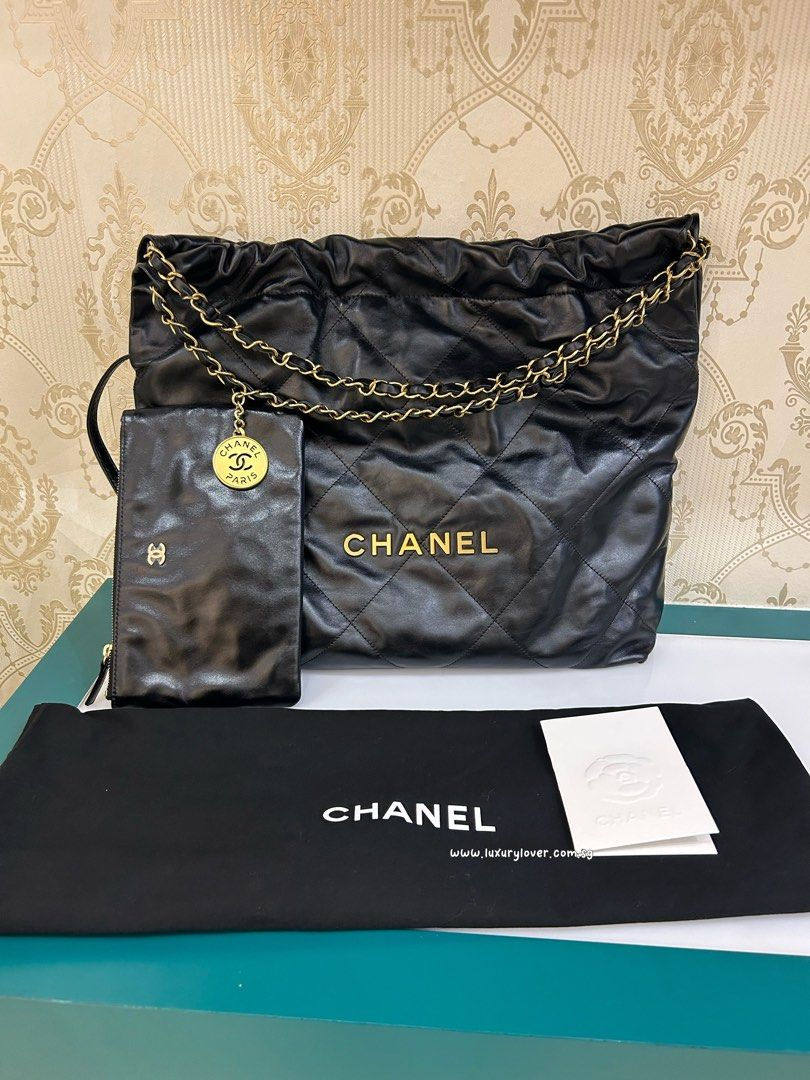 LNIB Chanel 22 Bag Medium Black Shiny Calf GHW