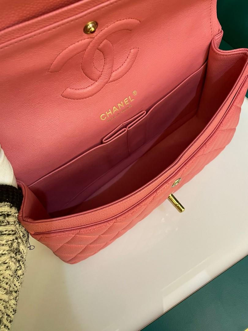 Thumbnail: #25 Chanel Classic Double Flap Medium Pink Caviar GHW