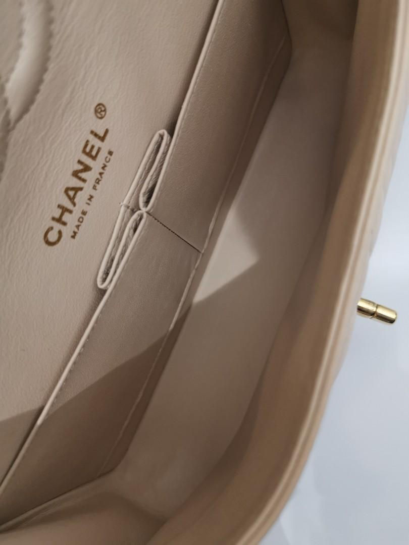 Thumbnail: #14 LNIB Chanel Medium Classic Flap Beige Lamb GHW