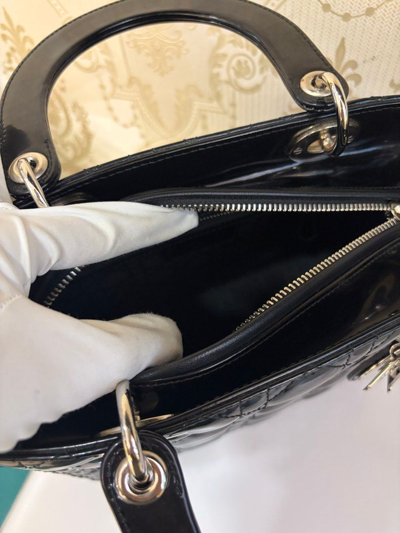 Thumbnail: Dior Lady Dior Medium Black Patent Calf Silver(CashS$1,990)