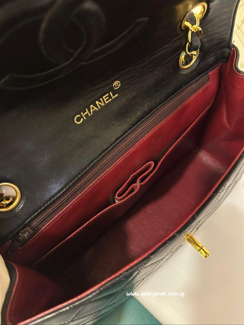 Thumbnail: Chanel Vintage Quilted Flap Black Lamb 24K GHW