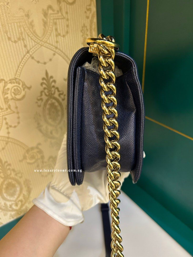 Thumbnail: #24 LNIB Chanel Boy Old Medium Chevron Navy Caviar Light GHW