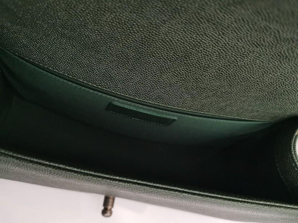 Thumbnail: #26 LNIB Chanel Boy Chevron Dark Green Caviar RHW