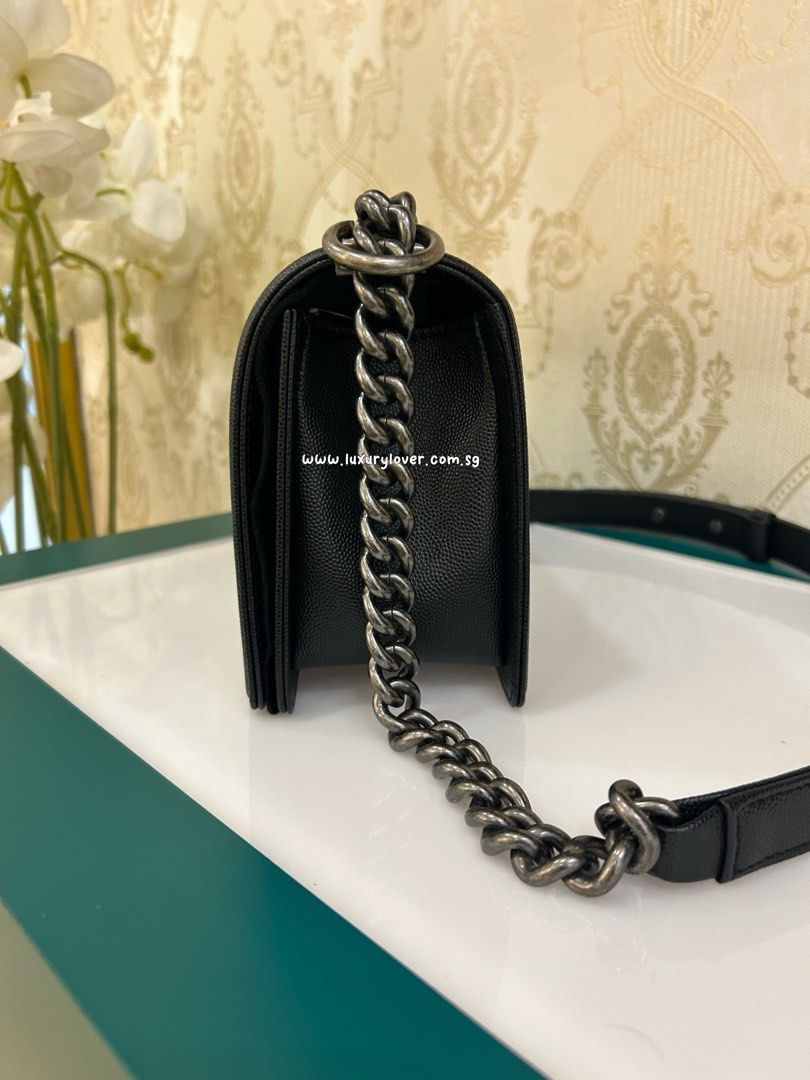 Thumbnail: BNIB Chanel 23K Boy Old Medium Black Caviar RHW