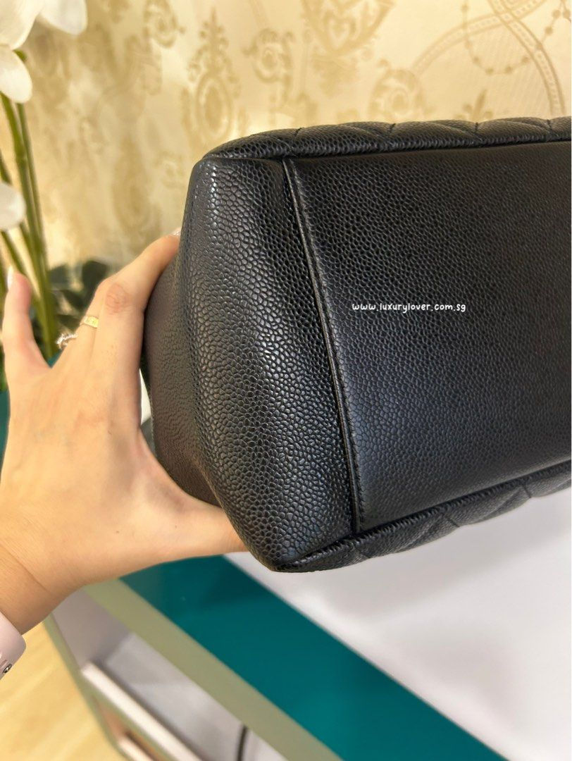 Thumbnail: #19 Chanel GST Black Caviar GHW