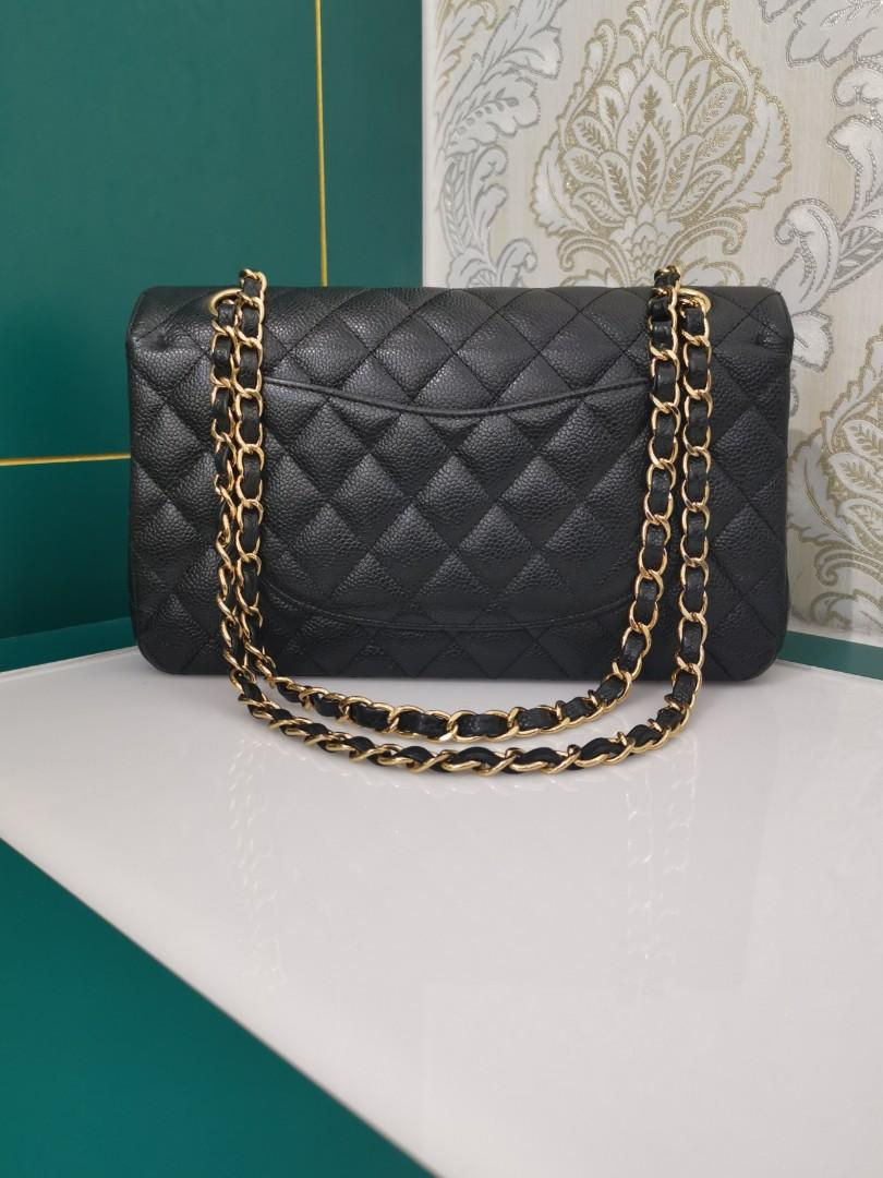 Thumbnail: #15 Chanel Medium Classic Double Flap Black caviar GHW