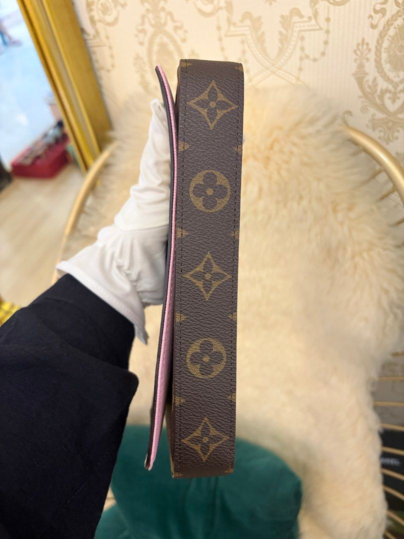 Thumbnail: Louis Vuitton LV Felicie Pochette Vivienne Monogram Canvas Gold