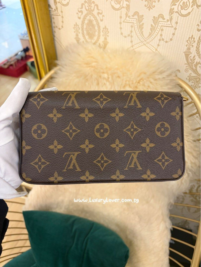 Thumbnail: Louis Vuitton LV Felicie Pochette Vivienne Monogram Canvas Gold
