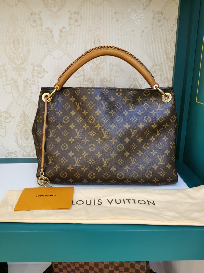 LV Artsy MM Monogram