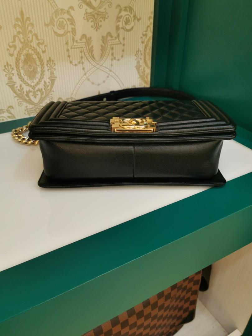 Thumbnail: #22 Chanel Boy Old Medium Black Lamb Light GHW