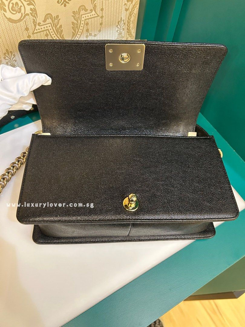 Thumbnail: #28 BNIB Chanel Boy Old Medium Chevron Black Iridescent Caviar GHW