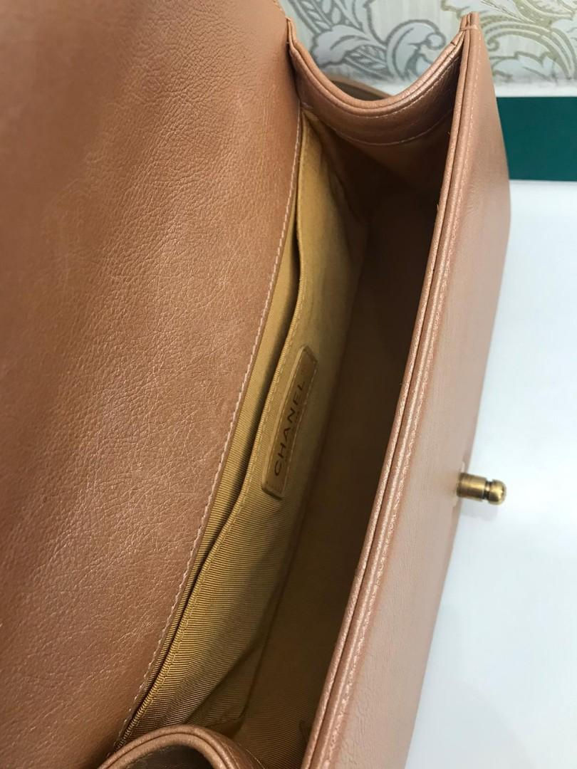 Thumbnail: Like New Chanel Boy Old Medium Pearly Pink Calf aged GHW