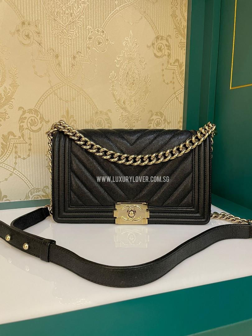 Thumbnail: #28 LNIB Chanel Boy Old Medium Chevron Black Iridescent Caviar