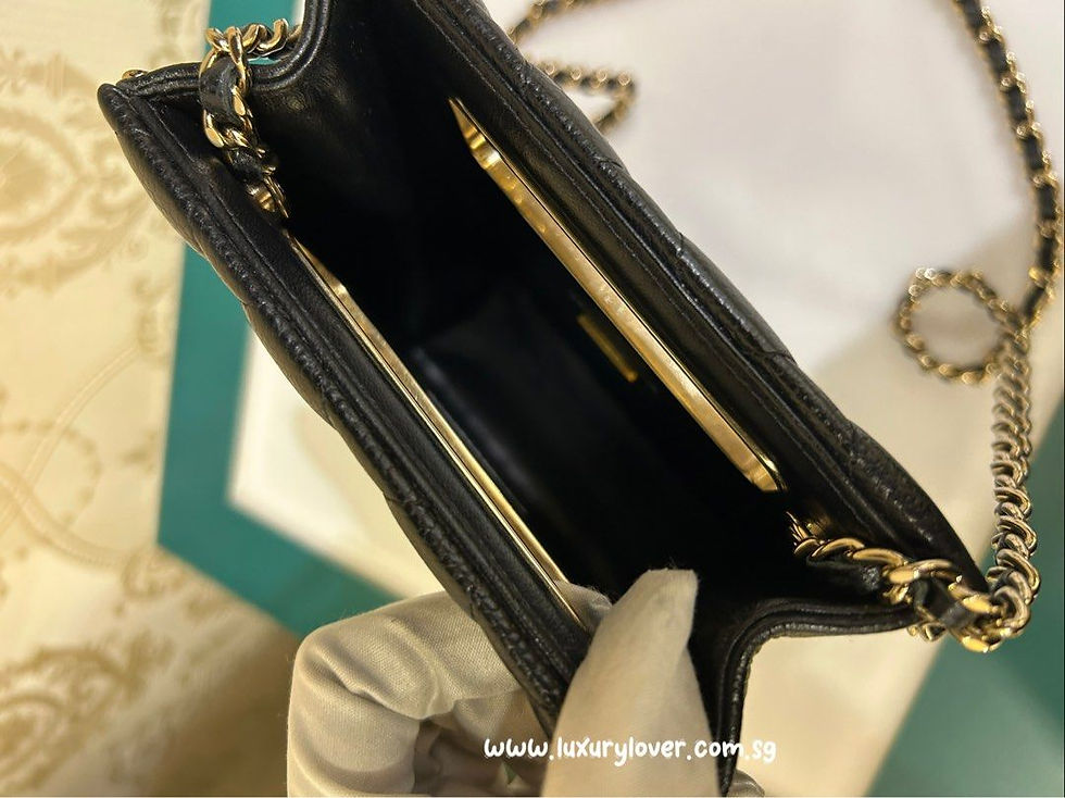 Thumbnail: LNIB Chanel 22S Evening Handle Chain Box Bag Black Caviar LGHW(Cash S$3,990)