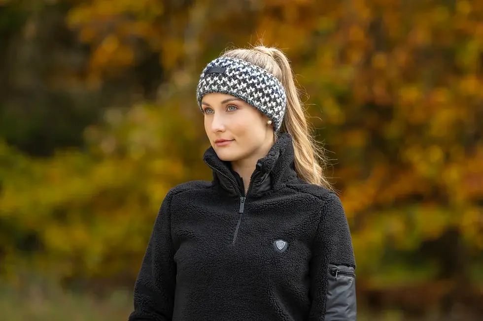 Authorised Official Stockists
horsetackuk.com