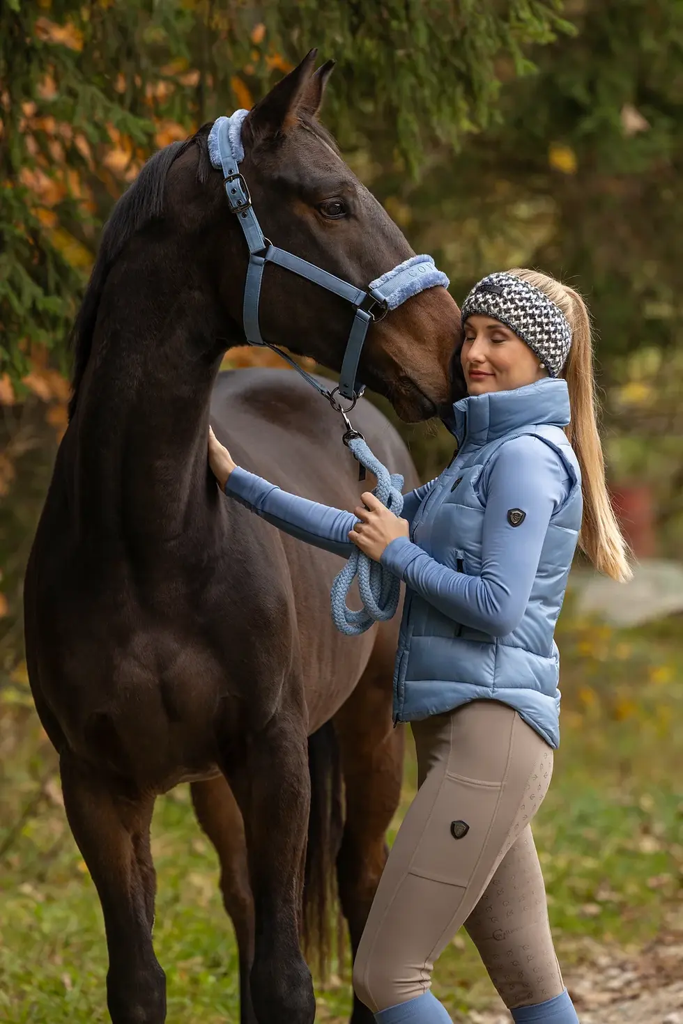 Authorised Official Stockists
horsetackuk.com