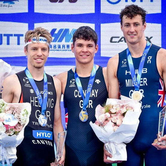 oliver-conway-wins-2026-world-triathlon-cup-haikou