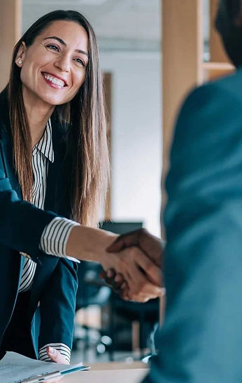 8 tips to leave a positive impression in job interview.jpg
