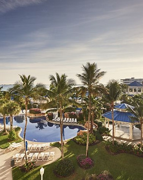 normal_302MeliaNassauBeach-Hotel_Grounds