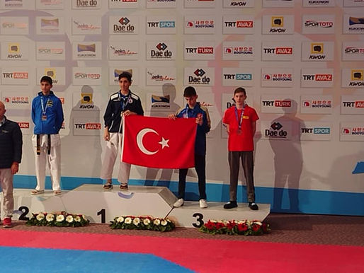 Silver för Ebrahim Marwan Världens största tävling som hölls i Turkiet