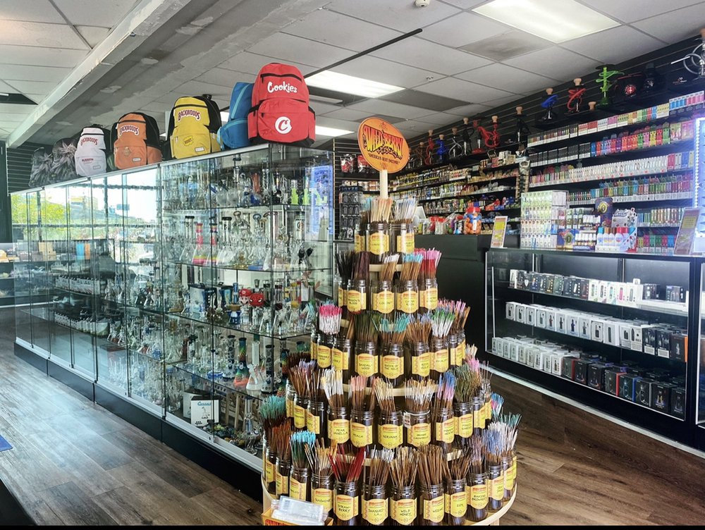 vape shop irvine ECIG EMPORIUM - Updated May 2026 - 232 Photos & 232 Reviews - 17145 Von  Karman Ave, Irvine, California - Tobacco Shops - Phone Number main image 0